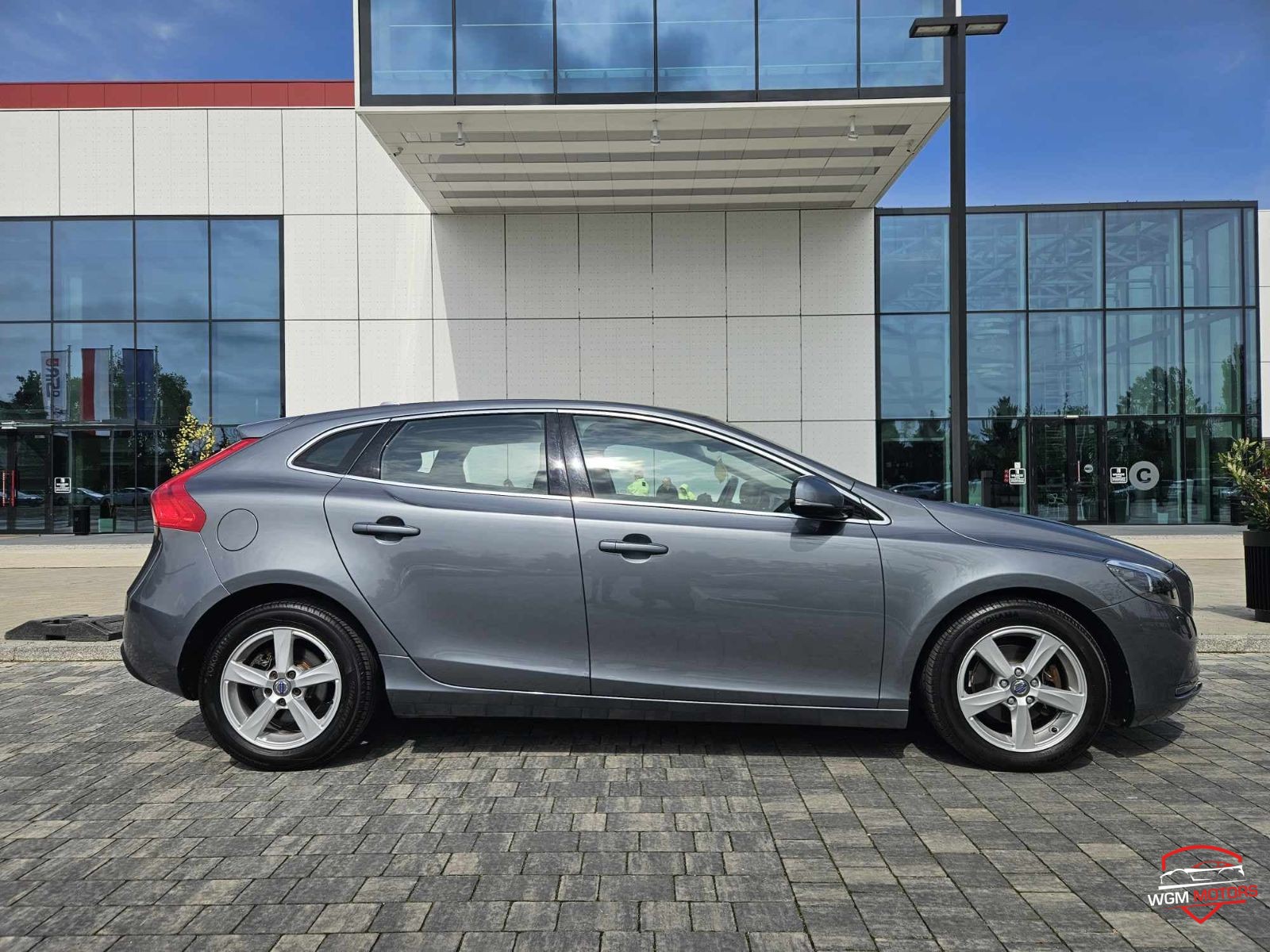 Volvo  V40 - Zdjęcie 4