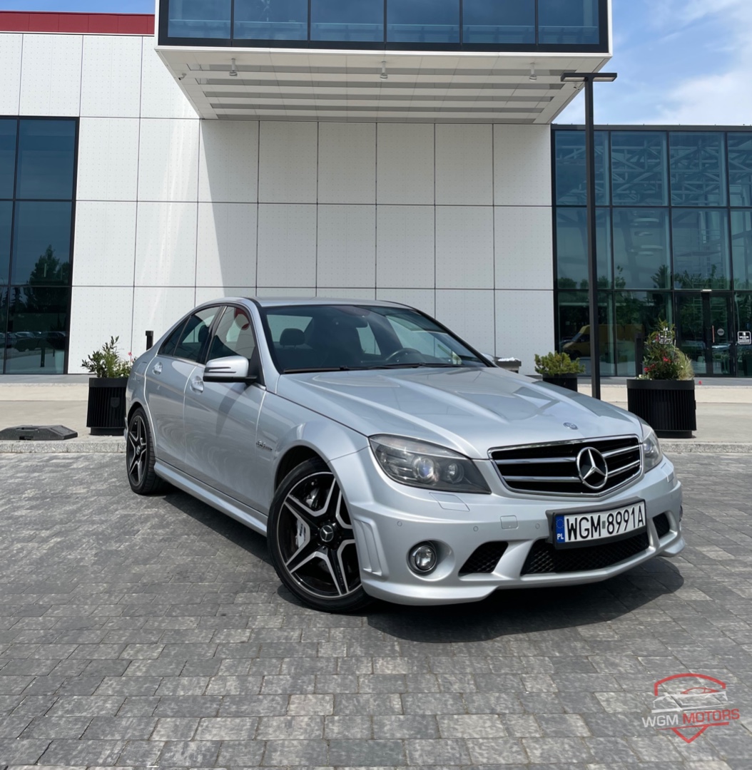 Mercedes-Benz C63 AMG