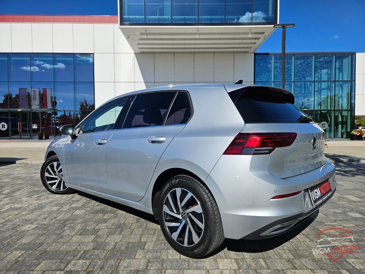 Volkswagen Golf VIII - Zdjęcie 3