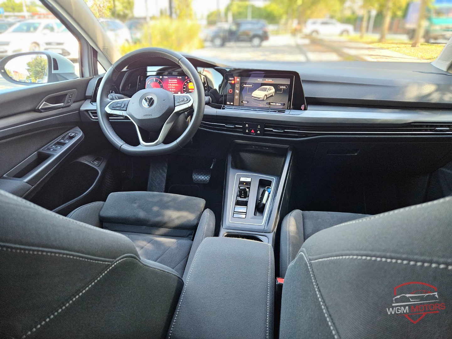 Volkswagen Golf VIII - Zdjęcie 20